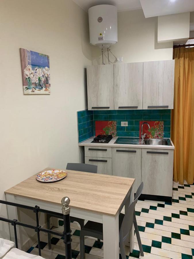 Vitrani'S House Apartments تْشيفالو المظهر الخارجي الصورة